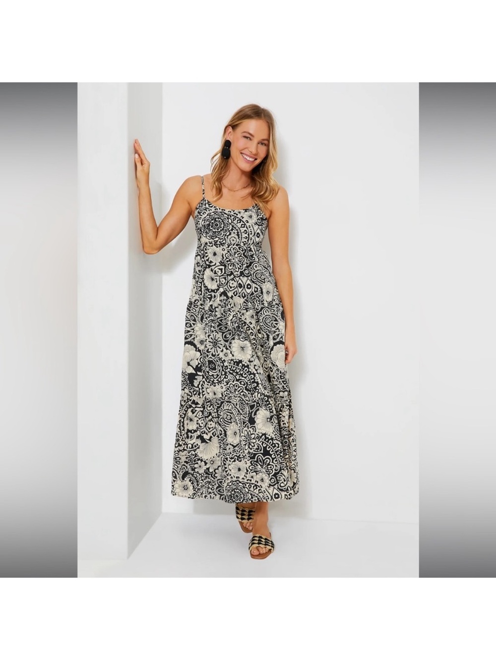 Hyacinth House Black & Cream Floral Tiered Tilly Maxi Dress